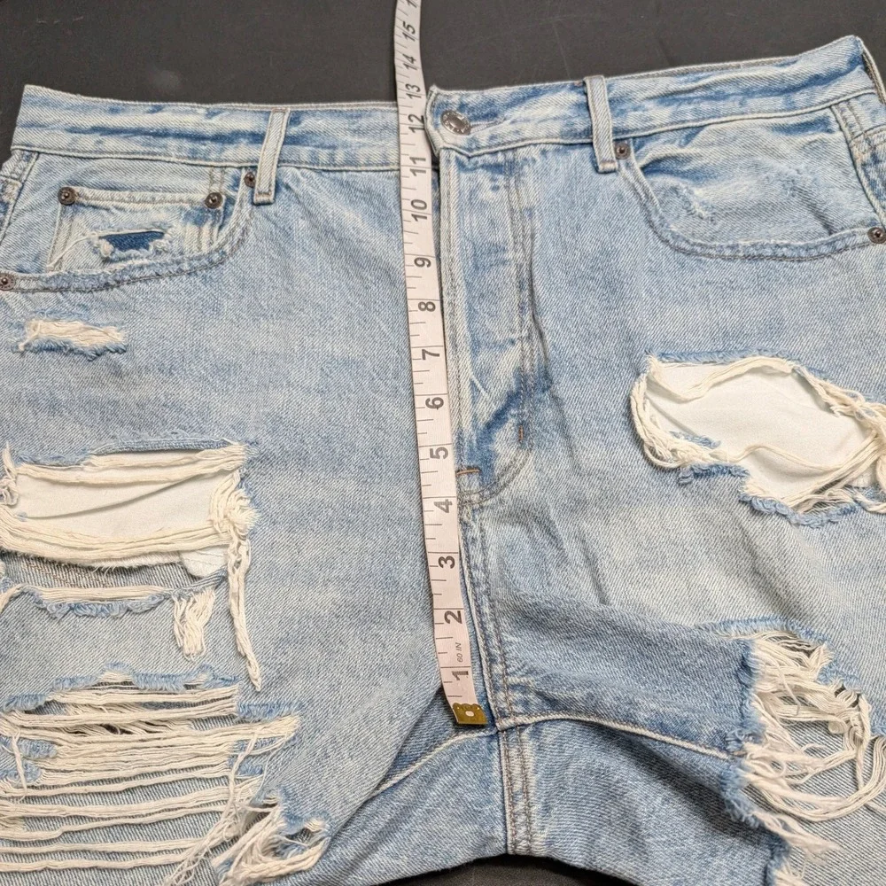 American Eagle 90s Boyfriend Shorts Ripped‎ Thrashed Distressed Denim Womens 14